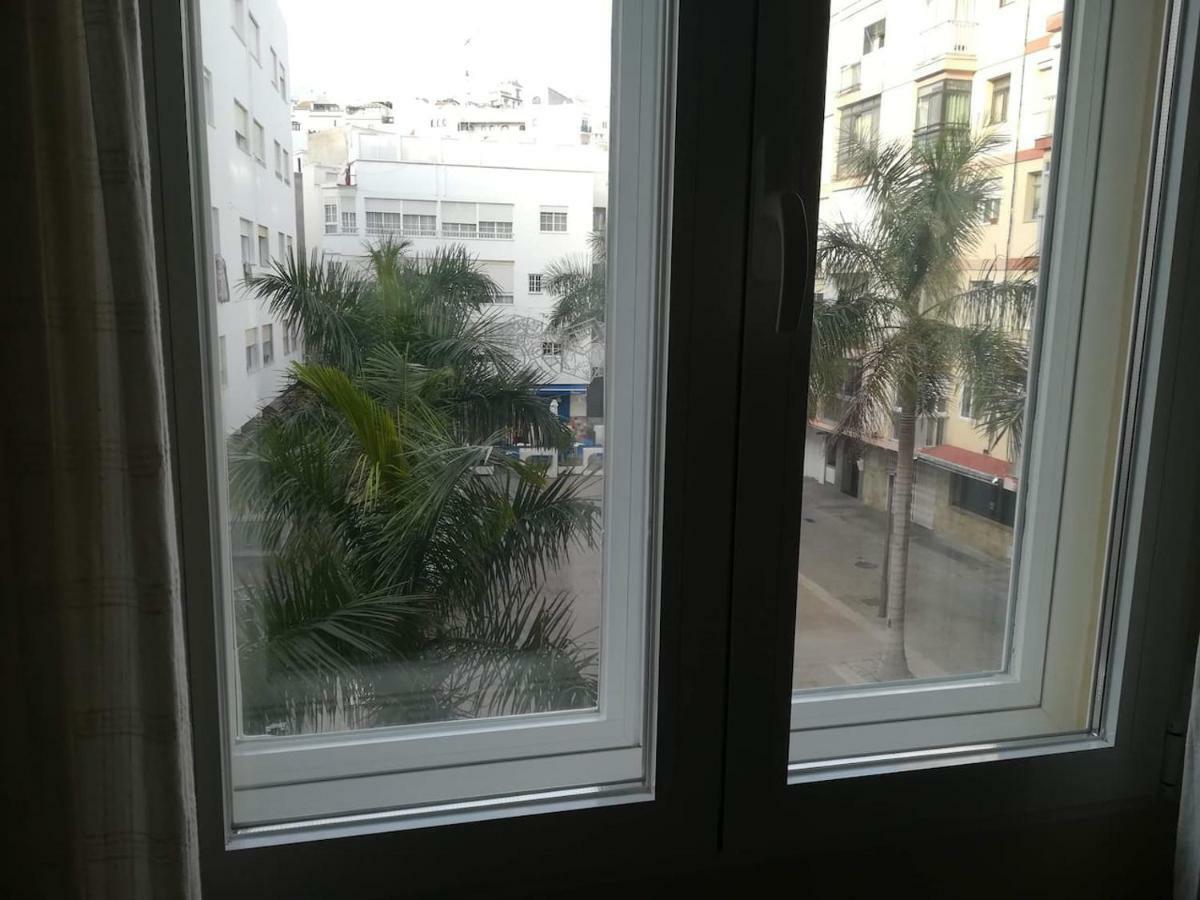 At The Center & Very Close To The Paseo Beach, With Double Garage, Renovated And Fully Equipped Apartment Almunecar Bagian luar foto